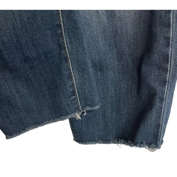 Signature Levis High Rise Slim Cropped Jeans Womens 6 Waist 28 - Picture 3 of 9